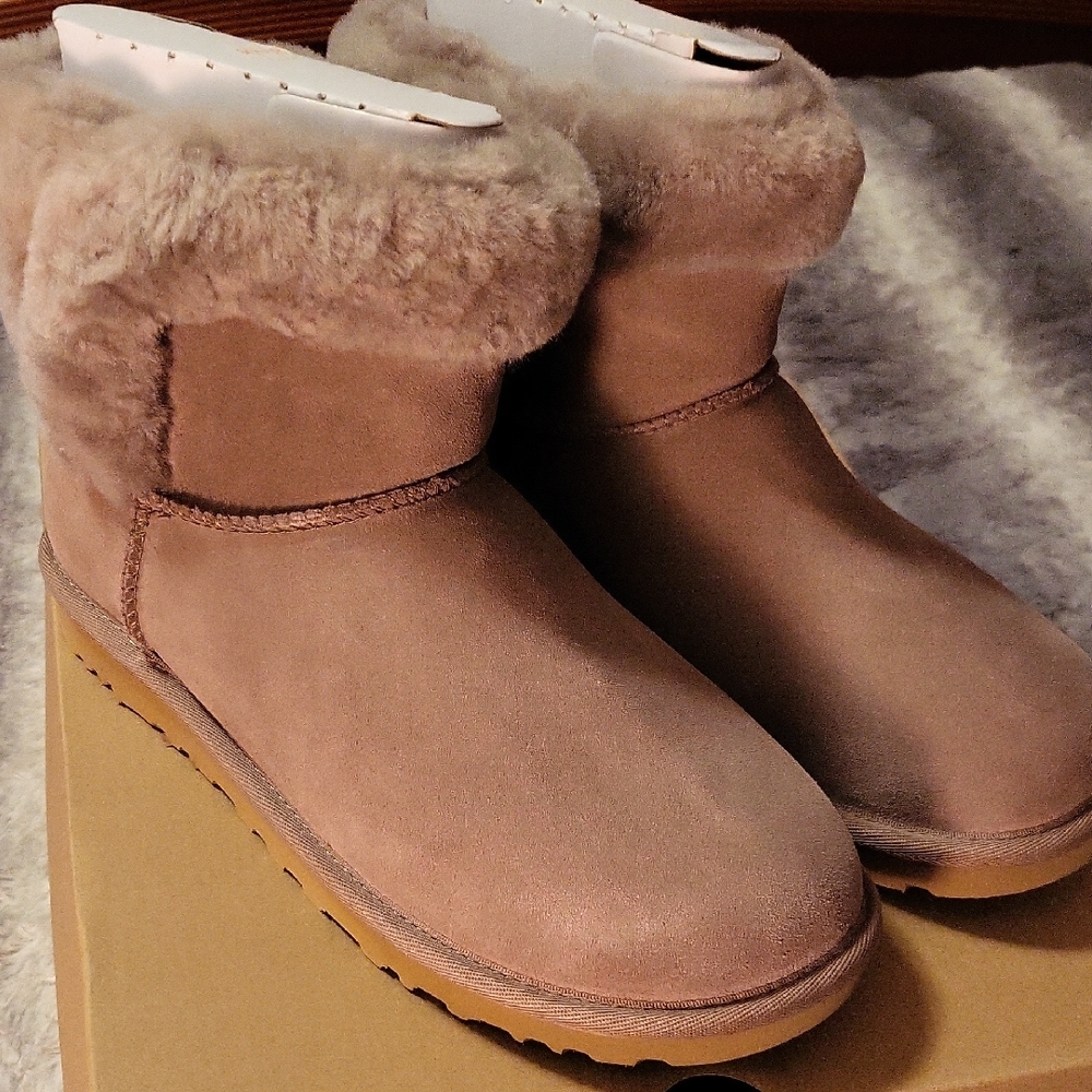 UGG Classic Tan Shearling Boots